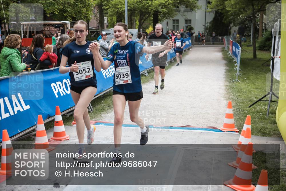 09.05.2026 - Störlauf H.Heesch http://msf.ph/oto/9686047 09.05.2026 19:16:08 Ziel 5052, 5039, 4314 meine-sportfotos.de