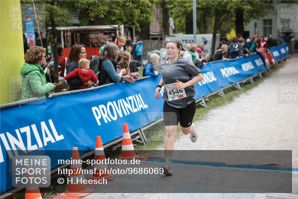 09.05.2026 - Störlauf H.Heesch http://msf.ph/oto/9686069 09.05.2026 19:16:38 Ziel 4546 meine-sportfotos.de