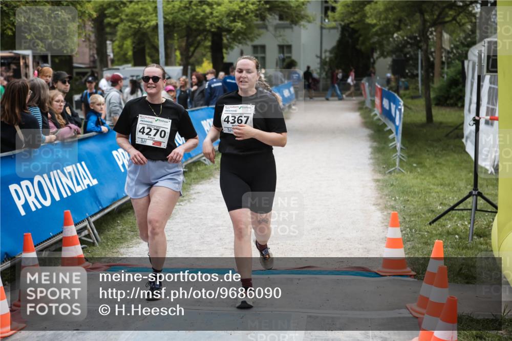 09.05.2026 - Störlauf H.Heesch http://msf.ph/oto/9686090 09.05.2026 19:17:30 Ziel 2026, 4270, 4367 meine-sportfotos.de