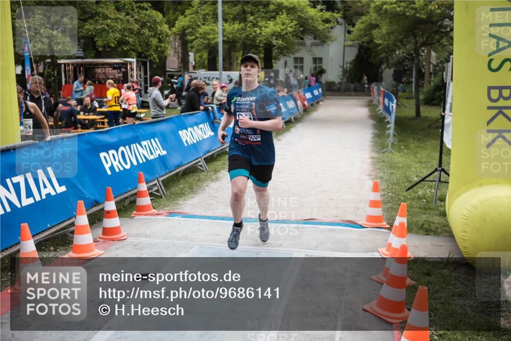 09.05.2026 - Störlauf H.Heesch http://msf.ph/oto/9686141 09.05.2026 19:22:52 Ziel 55 meine-sportfotos.de