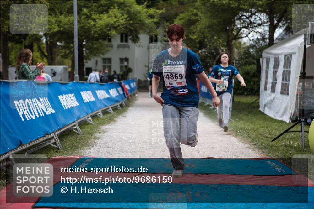 09.05.2026 - Störlauf H.Heesch http://msf.ph/oto/9686159 09.05.2026 19:46:49 Ziel 4869 meine-sportfotos.de