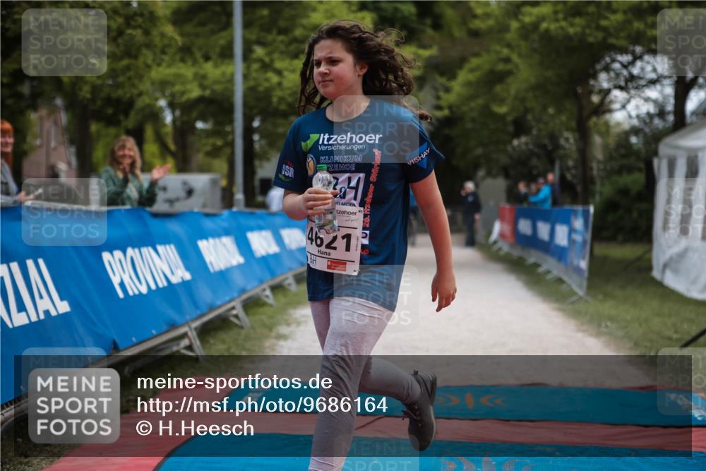 09.05.2026 - Störlauf H.Heesch http://msf.ph/oto/9686164 09.05.2026 19:46:51 Ziel 24, 4621, 26, 11 meine-sportfotos.de