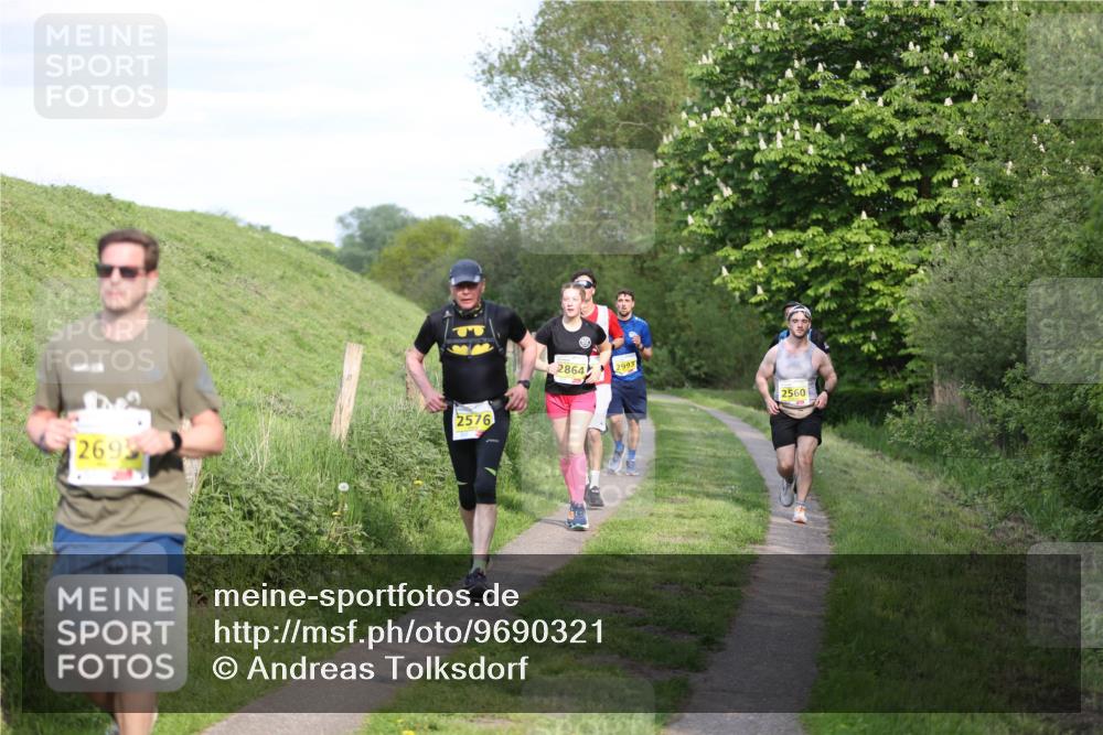 09.05.2026 - Störlauf Andreas Tolksdorf http://msf.ph/oto/9690321 09.05.2026 16:33:23 Laufen 2695, 2576, 2864, 2993, 2560 meine-sportfotos.de