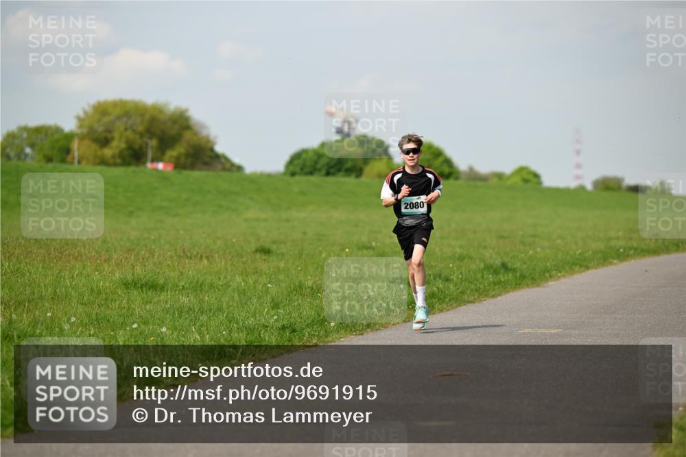10.05.2026 - 8. Wedeler Halbmarathon Dr. Thomas Lammeyer http://msf.ph/oto/9691915 10.05.2026 11:14:38 Laufen 2080 meine-sportfotos.de