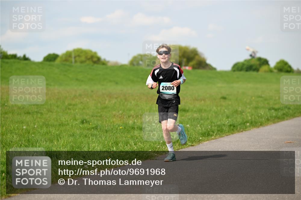 10.05.2026 - 8. Wedeler Halbmarathon Dr. Thomas Lammeyer http://msf.ph/oto/9691968 10.05.2026 11:14:41 Laufen 2080 meine-sportfotos.de