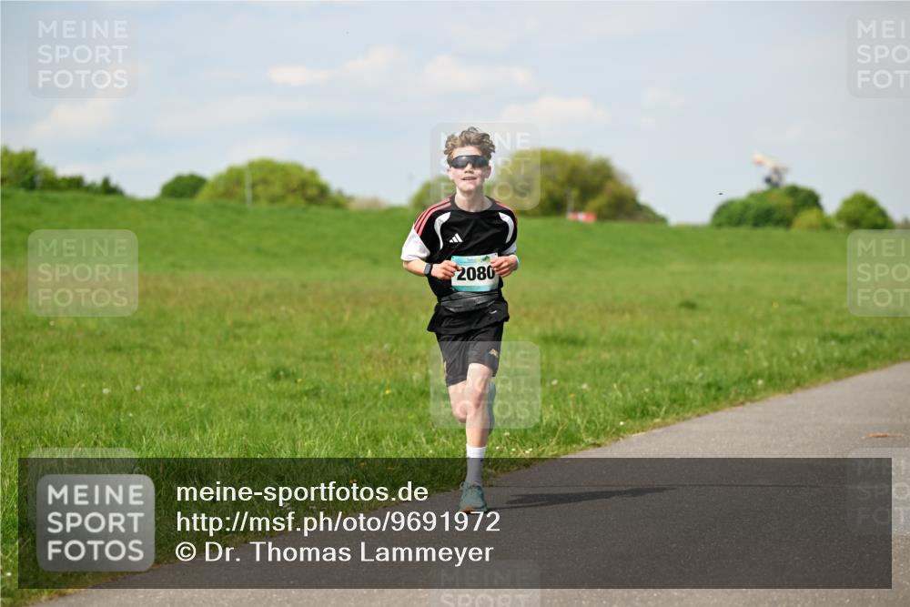 10.05.2026 - 8. Wedeler Halbmarathon Dr. Thomas Lammeyer http://msf.ph/oto/9691972 10.05.2026 11:14:41 Laufen 2080 meine-sportfotos.de