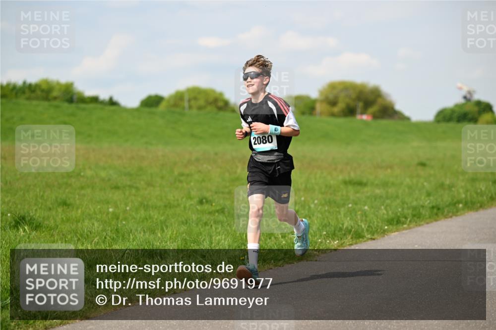 10.05.2026 - 8. Wedeler Halbmarathon Dr. Thomas Lammeyer http://msf.ph/oto/9691977 10.05.2026 11:14:41 Laufen 2080 meine-sportfotos.de