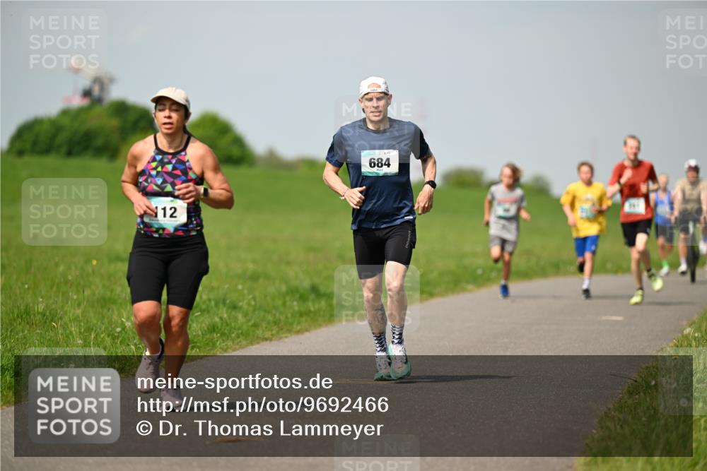 10.05.2026 - 8. Wedeler Halbmarathon Dr. Thomas Lammeyer http://msf.ph/oto/9692466 10.05.2026 11:15:50 Laufen 684 meine-sportfotos.de