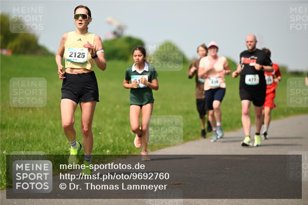 10.05.2026 - 8. Wedeler Halbmarathon Dr. Thomas Lammeyer http://msf.ph/oto/9692760 10.05.2026 11:16:21 Laufen 2125, 140 meine-sportfotos.de