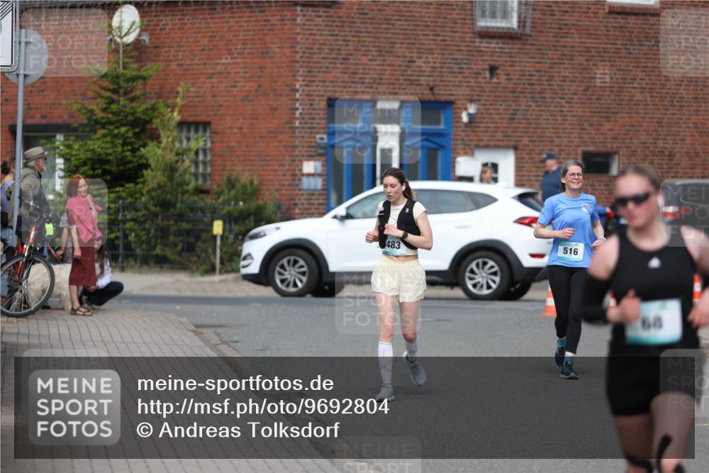10.05.2026 - 8. Wedeler Halbmarathon Andreas Tolksdorf http://msf.ph/oto/9692804 10.05.2026 10:17:10 Laufen 516, 483, 68 meine-sportfotos.de