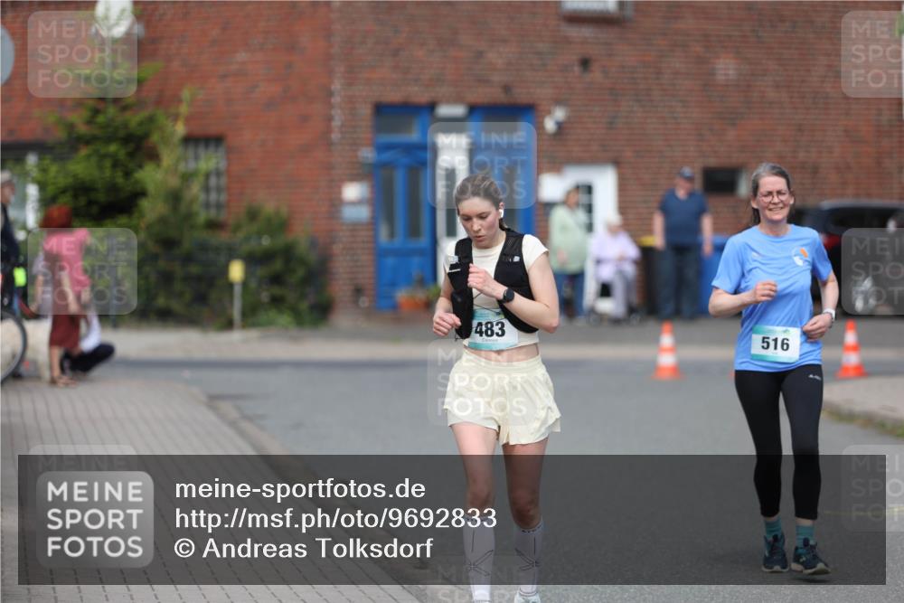 10.05.2026 - 8. Wedeler Halbmarathon Andreas Tolksdorf http://msf.ph/oto/9692833 10.05.2026 10:17:13 Laufen 483, 516 meine-sportfotos.de