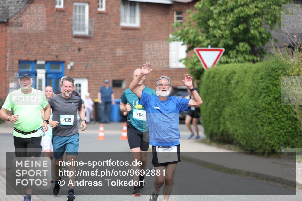 10.05.2026 - 8. Wedeler Halbmarathon Andreas Tolksdorf http://msf.ph/oto/9692881 10.05.2026 10:17:28 Laufen 2026, 435, 764, 268 meine-sportfotos.de
