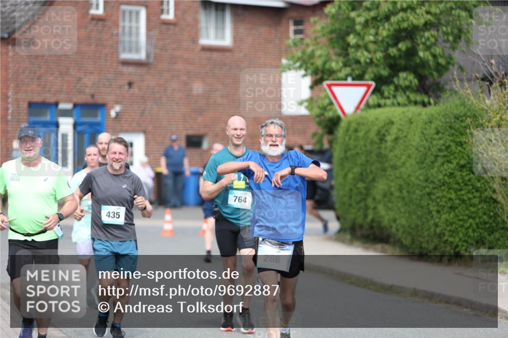 10.05.2026 - 8. Wedeler Halbmarathon Andreas Tolksdorf http://msf.ph/oto/9692887 10.05.2026 10:17:29 Laufen 2026, 435, 764, 268 meine-sportfotos.de