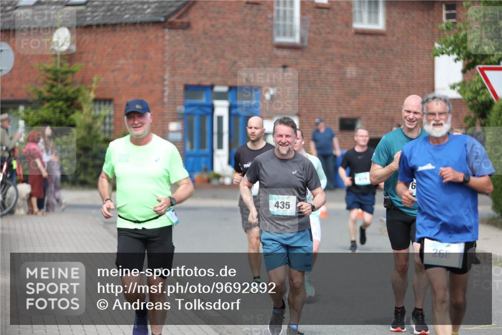 10.05.2026 - 8. Wedeler Halbmarathon Andreas Tolksdorf http://msf.ph/oto/9692892 10.05.2026 10:17:29 Laufen 2026, 435, 268 meine-sportfotos.de