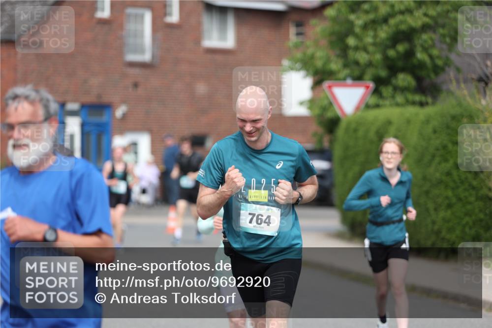 10.05.2026 - 8. Wedeler Halbmarathon Andreas Tolksdorf http://msf.ph/oto/9692920 10.05.2026 10:17:31 Laufen 20253, 202, 764 meine-sportfotos.de