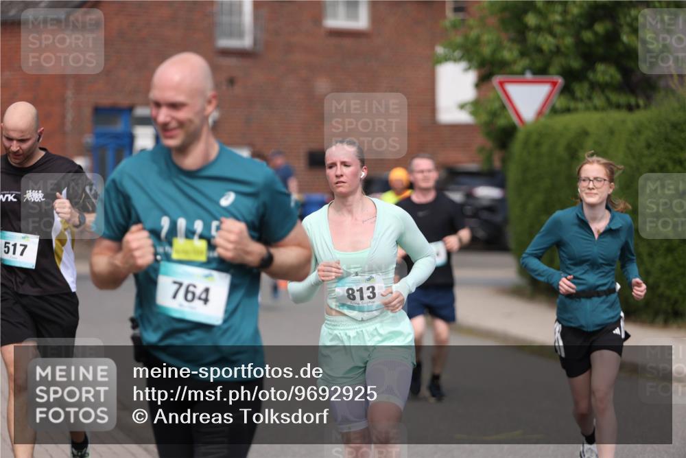 10.05.2026 - 8. Wedeler Halbmarathon Andreas Tolksdorf http://msf.ph/oto/9692925 10.05.2026 10:17:32 Laufen 517, 764, 813 meine-sportfotos.de