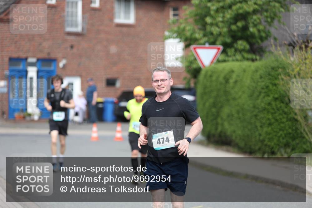 10.05.2026 - 8. Wedeler Halbmarathon Andreas Tolksdorf http://msf.ph/oto/9692954 10.05.2026 10:17:35 Laufen 474 meine-sportfotos.de