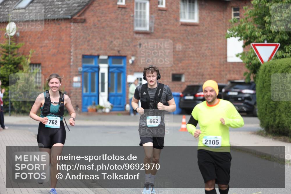 10.05.2026 - 8. Wedeler Halbmarathon Andreas Tolksdorf http://msf.ph/oto/9692970 10.05.2026 10:17:38 Laufen 762, 662, 2105 meine-sportfotos.de