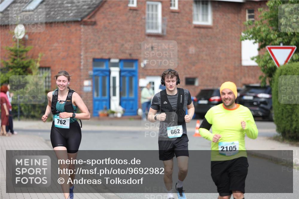 10.05.2026 - 8. Wedeler Halbmarathon Andreas Tolksdorf http://msf.ph/oto/9692982 10.05.2026 10:17:38 Laufen 762, 662, 2105 meine-sportfotos.de