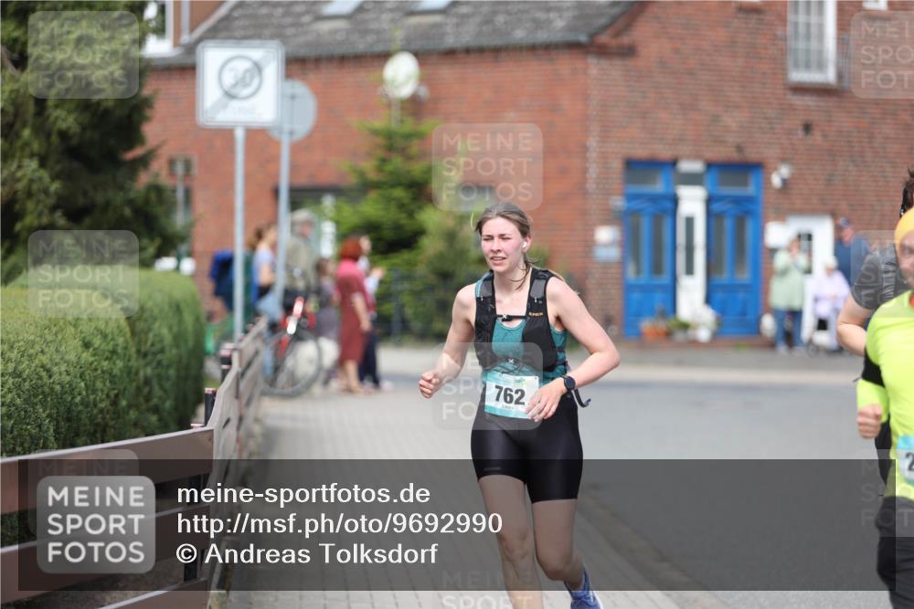 10.05.2026 - 8. Wedeler Halbmarathon Andreas Tolksdorf http://msf.ph/oto/9692990 10.05.2026 10:17:39 Laufen 762 meine-sportfotos.de