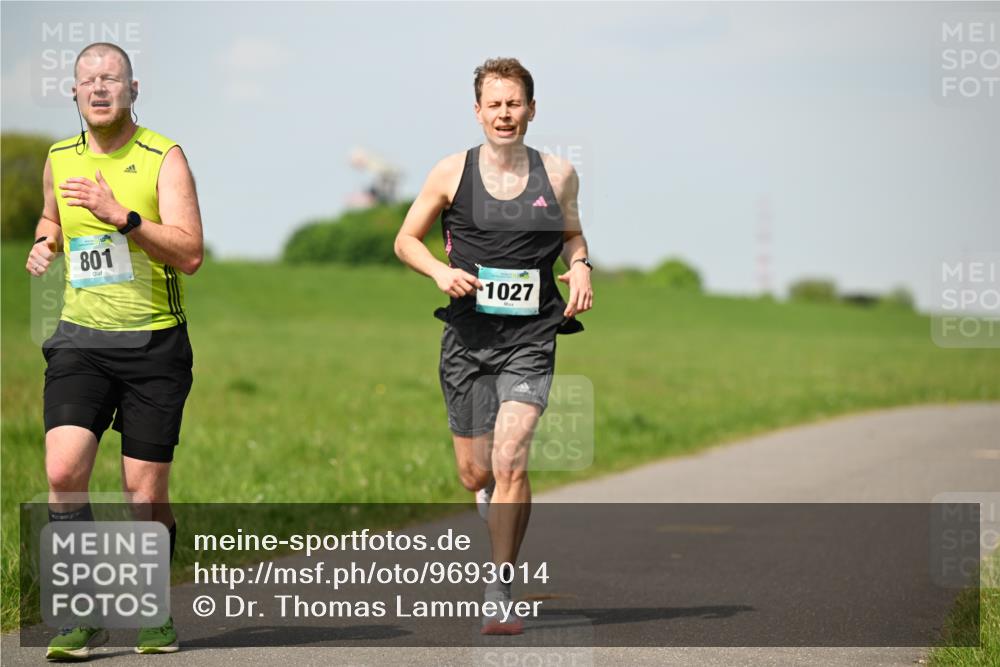 10.05.2026 - 8. Wedeler Halbmarathon Dr. Thomas Lammeyer http://msf.ph/oto/9693014 10.05.2026 11:16:48 Laufen 801, 1027 meine-sportfotos.de