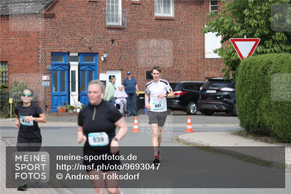 10.05.2026 - 8. Wedeler Halbmarathon Andreas Tolksdorf http://msf.ph/oto/9693047 10.05.2026 10:17:48 Laufen 839, 691 meine-sportfotos.de