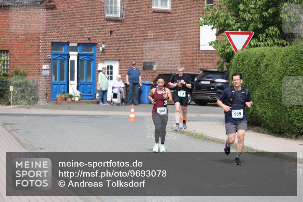 10.05.2026 - 8. Wedeler Halbmarathon Andreas Tolksdorf http://msf.ph/oto/9693078 10.05.2026 10:18:07 Laufen 958, 311, 959 meine-sportfotos.de