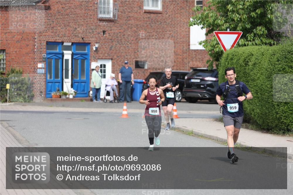 10.05.2026 - 8. Wedeler Halbmarathon Andreas Tolksdorf http://msf.ph/oto/9693086 10.05.2026 10:18:07 Laufen 958, 311, 959 meine-sportfotos.de