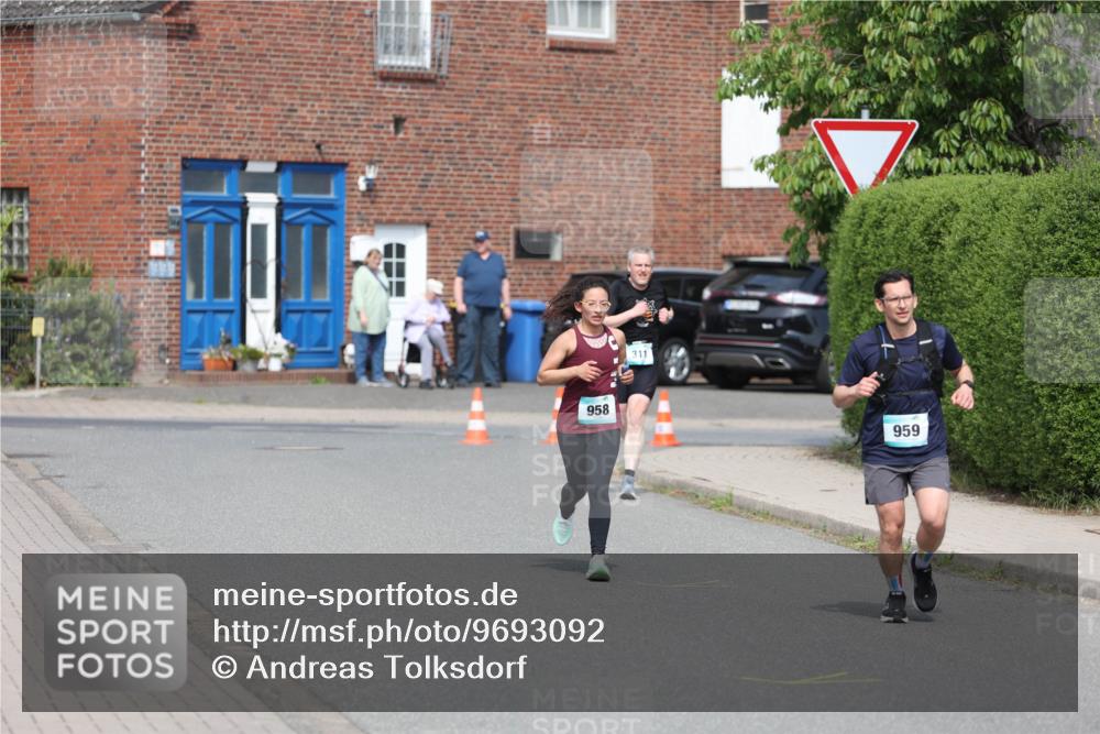 10.05.2026 - 8. Wedeler Halbmarathon Andreas Tolksdorf http://msf.ph/oto/9693092 10.05.2026 10:18:08 Laufen 958, 311, 959 meine-sportfotos.de