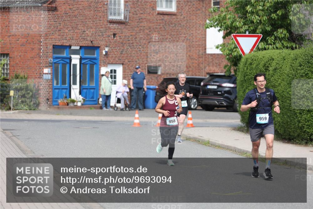 10.05.2026 - 8. Wedeler Halbmarathon Andreas Tolksdorf http://msf.ph/oto/9693094 10.05.2026 10:18:08 Laufen 958, 311, 959 meine-sportfotos.de