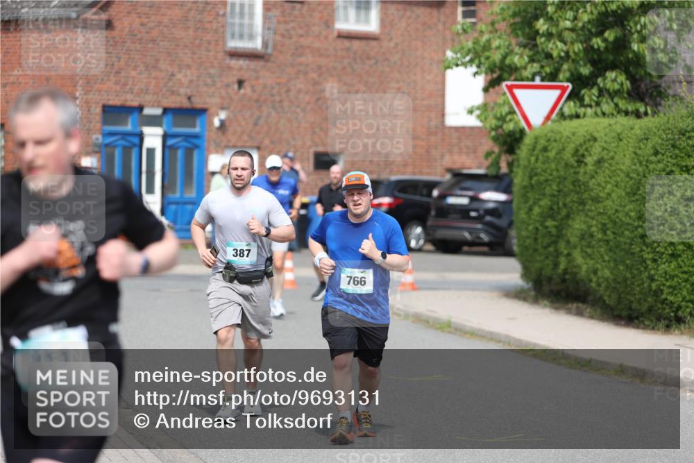10.05.2026 - 8. Wedeler Halbmarathon Andreas Tolksdorf http://msf.ph/oto/9693131 10.05.2026 10:18:17 Laufen 311, 387, 766 meine-sportfotos.de