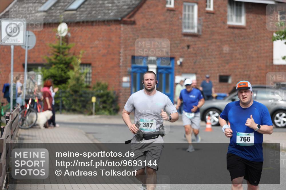 10.05.2026 - 8. Wedeler Halbmarathon Andreas Tolksdorf http://msf.ph/oto/9693144 10.05.2026 10:18:18 Laufen 30, 387, 766, 8 meine-sportfotos.de