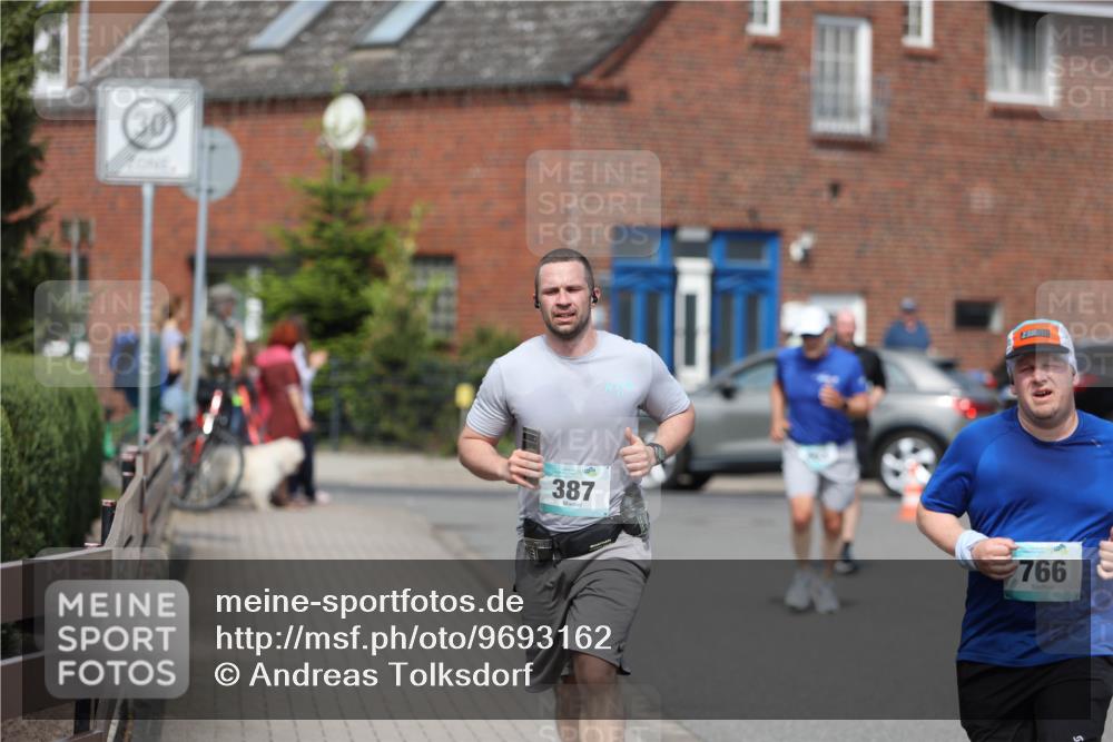 10.05.2026 - 8. Wedeler Halbmarathon Andreas Tolksdorf http://msf.ph/oto/9693162 10.05.2026 10:18:18 Laufen 30, 387, 766 meine-sportfotos.de