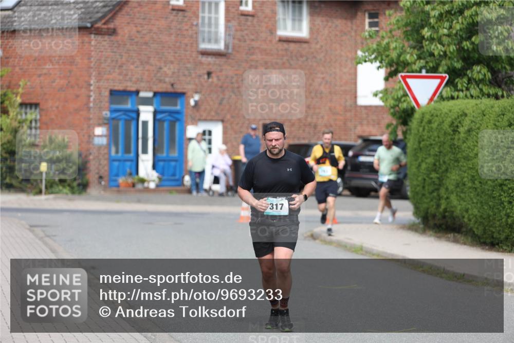 10.05.2026 - 8. Wedeler Halbmarathon Andreas Tolksdorf http://msf.ph/oto/9693233 10.05.2026 10:18:34 Laufen 317 meine-sportfotos.de