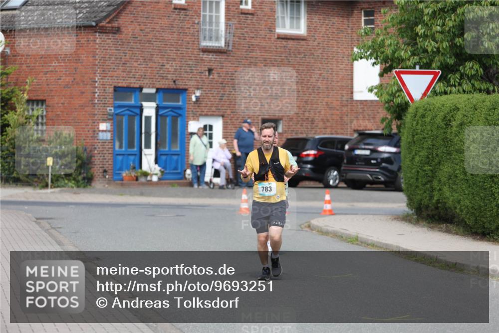 10.05.2026 - 8. Wedeler Halbmarathon Andreas Tolksdorf http://msf.ph/oto/9693251 10.05.2026 10:18:38 Laufen 783, 226 meine-sportfotos.de