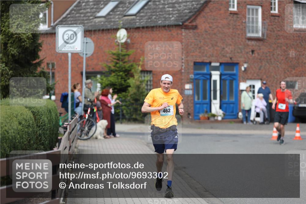10.05.2026 - 8. Wedeler Halbmarathon Andreas Tolksdorf http://msf.ph/oto/9693302 10.05.2026 10:18:51 Laufen 30, 462 meine-sportfotos.de