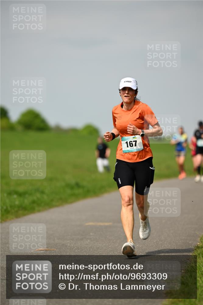 10.05.2026 - 8. Wedeler Halbmarathon Dr. Thomas Lammeyer http://msf.ph/oto/9693309 10.05.2026 11:17:37 Laufen 167 meine-sportfotos.de