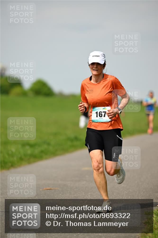 10.05.2026 - 8. Wedeler Halbmarathon Dr. Thomas Lammeyer http://msf.ph/oto/9693322 10.05.2026 11:17:38 Laufen 167 meine-sportfotos.de