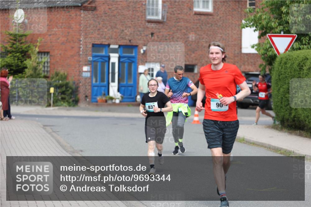 10.05.2026 - 8. Wedeler Halbmarathon Andreas Tolksdorf http://msf.ph/oto/9693344 10.05.2026 10:18:59 Laufen 833, 90 meine-sportfotos.de