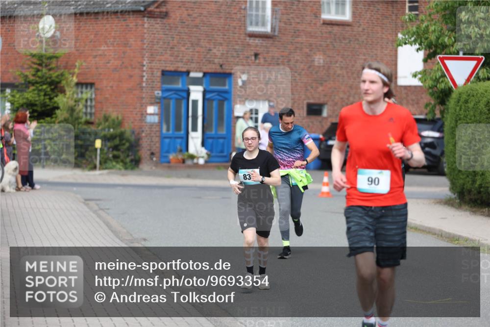 10.05.2026 - 8. Wedeler Halbmarathon Andreas Tolksdorf http://msf.ph/oto/9693354 10.05.2026 10:18:59 Laufen 83, 90 meine-sportfotos.de