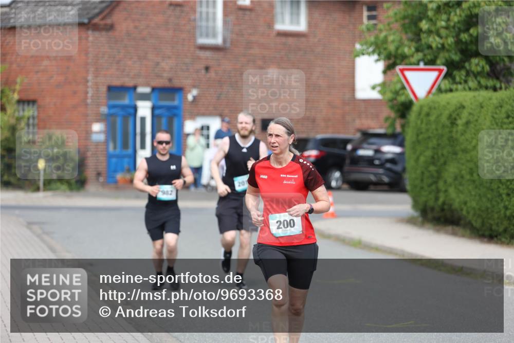 10.05.2026 - 8. Wedeler Halbmarathon Andreas Tolksdorf http://msf.ph/oto/9693368 10.05.2026 10:19:09 Laufen 982, 201, 200 meine-sportfotos.de