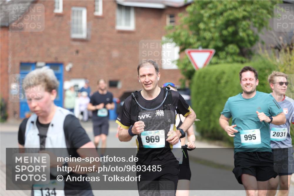 10.05.2026 - 8. Wedeler Halbmarathon Andreas Tolksdorf http://msf.ph/oto/9693485 10.05.2026 10:19:28 Laufen 134, 969, 995, 2031 meine-sportfotos.de