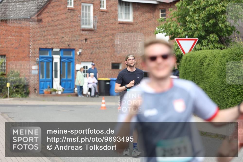 10.05.2026 - 8. Wedeler Halbmarathon Andreas Tolksdorf http://msf.ph/oto/9693495 10.05.2026 10:19:31 Laufen 2031 meine-sportfotos.de