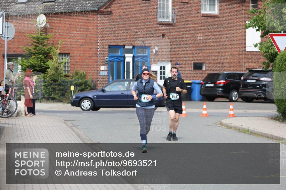 10.05.2026 - 8. Wedeler Halbmarathon Andreas Tolksdorf http://msf.ph/oto/9693521 10.05.2026 10:19:39 Laufen 642 meine-sportfotos.de