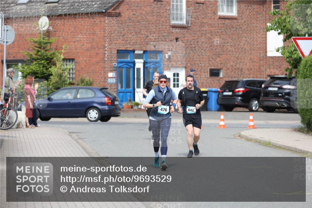 10.05.2026 - 8. Wedeler Halbmarathon Andreas Tolksdorf http://msf.ph/oto/9693529 10.05.2026 10:19:39 Laufen 476, 642 meine-sportfotos.de