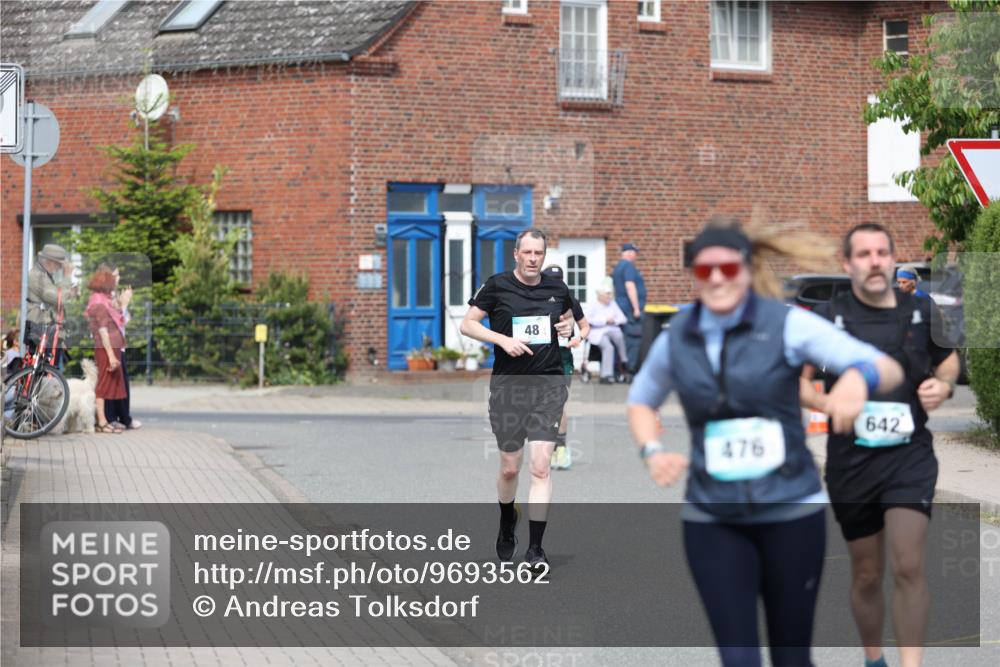 10.05.2026 - 8. Wedeler Halbmarathon Andreas Tolksdorf http://msf.ph/oto/9693562 10.05.2026 10:19:43 Laufen 48, 476, 642 meine-sportfotos.de