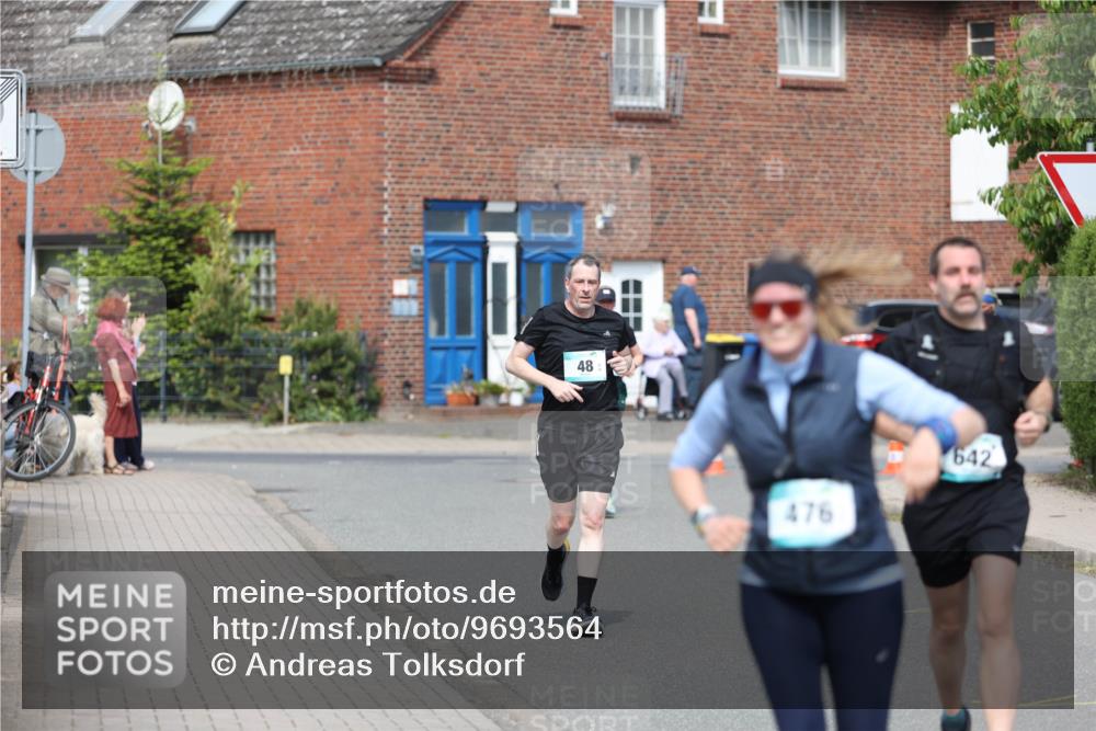 10.05.2026 - 8. Wedeler Halbmarathon Andreas Tolksdorf http://msf.ph/oto/9693564 10.05.2026 10:19:43 Laufen 48, 476, 642 meine-sportfotos.de