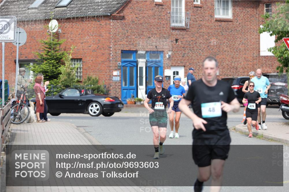10.05.2026 - 8. Wedeler Halbmarathon Andreas Tolksdorf http://msf.ph/oto/9693603 10.05.2026 10:19:46 Laufen 254, 2185, 473, 479 meine-sportfotos.de
