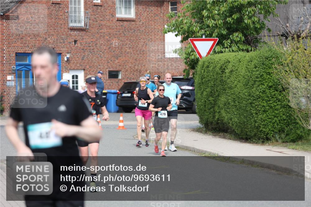 10.05.2026 - 8. Wedeler Halbmarathon Andreas Tolksdorf http://msf.ph/oto/9693611 10.05.2026 10:19:48 Laufen 479 meine-sportfotos.de