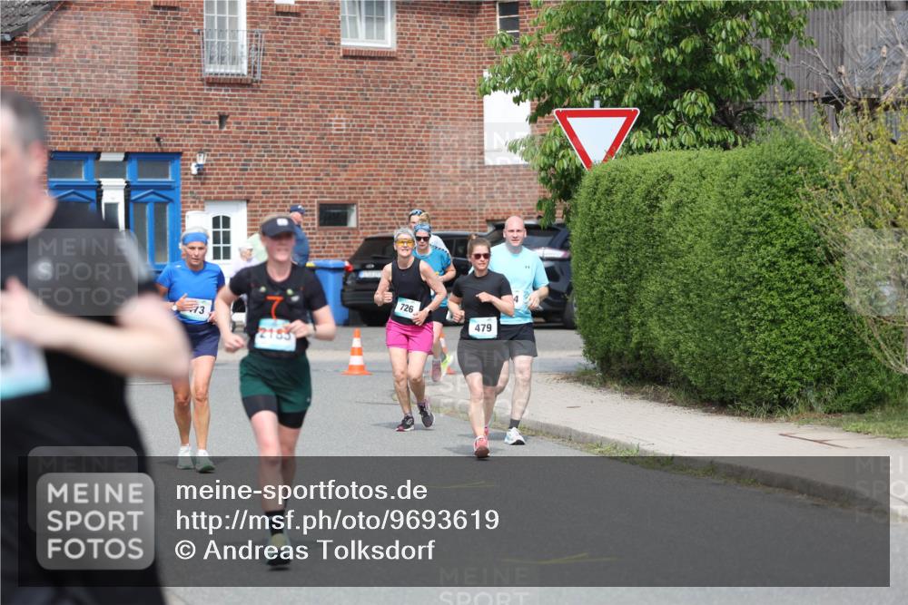 10.05.2026 - 8. Wedeler Halbmarathon Andreas Tolksdorf http://msf.ph/oto/9693619 10.05.2026 10:19:48 Laufen 13, 2183, 726, 479 meine-sportfotos.de